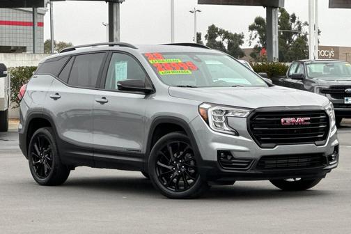 2023 GMC Terrain SLT