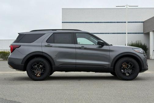 Carbonized Gray Metallic 2026 Ford Explorer Tremor