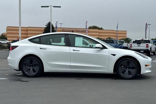 2023 Tesla Model 3 Standard Range