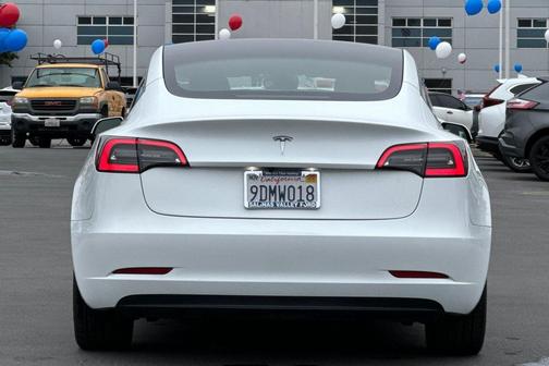 2023 Tesla Model 3 Standard Range