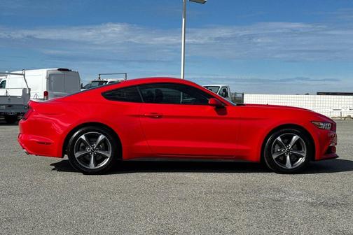 2015 Ford Mustang V6