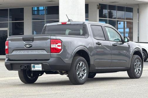 Carbonized Gray Metallic 2026 Ford Maverick XLT