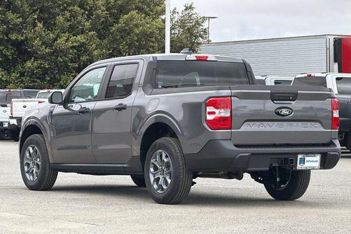 Carbonized Gray Metallic 2026 Ford Maverick XLT