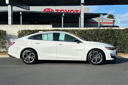 2020 Chevrolet Malibu FWD LT