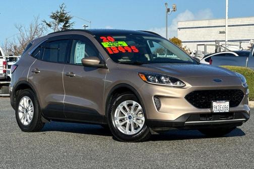 2020 Ford Escape SE