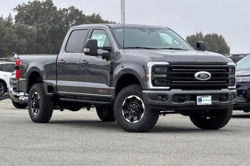 2026 Ford F-250 Platinum