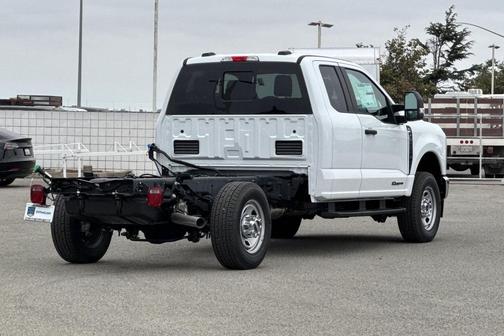 2025 Ford F-350 XL