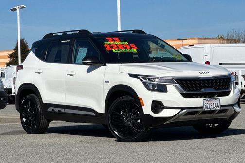 2022 Kia Seltos Nightfall Edition