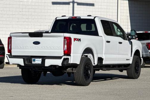 Oxford White 2026 Ford F-250 XL