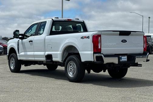 2025 Ford F-250 XL