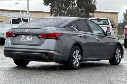 2021 Nissan Altima S FWD