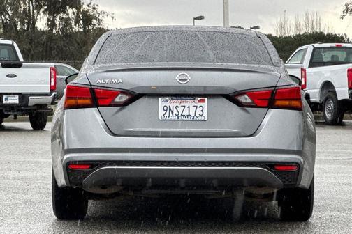 2021 Nissan Altima S FWD