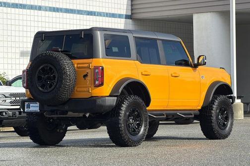 Cyber Orange Metallic Tricoat 2021 Ford Bronco Wildtrak