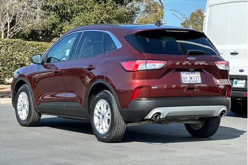 2021 Ford Escape SE