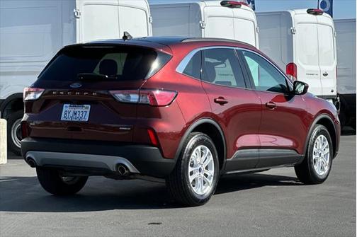 2021 Ford Escape SE