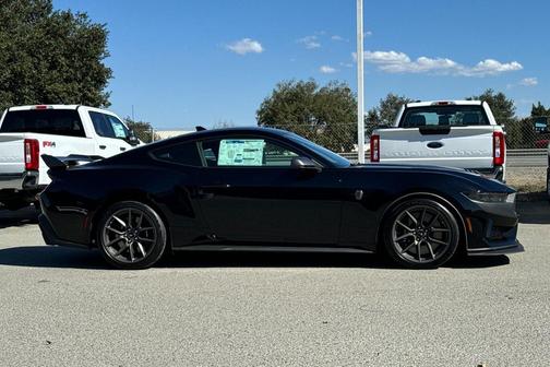 2025 Ford Mustang Dark Horse Fastback