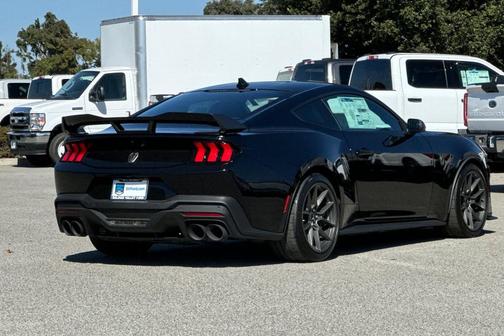 2025 Ford Mustang Dark Horse Fastback