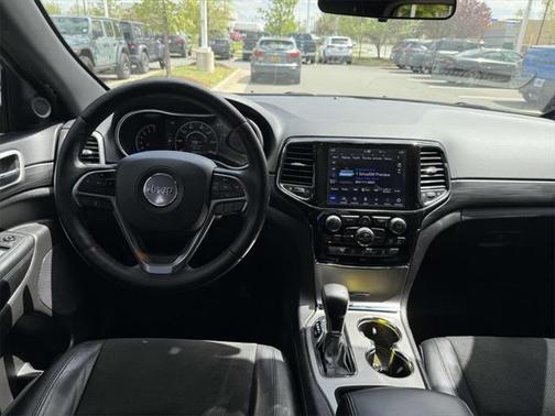 2021 Jeep Grand Cherokee Laredo