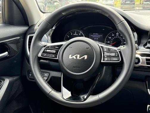 2022 Kia Seltos S