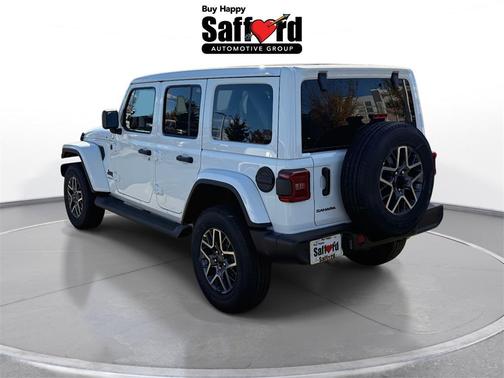 2026 Jeep Wrangler 4-Door Sahara 4x4