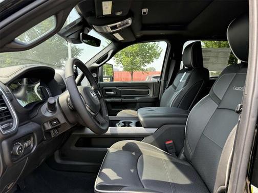 2025 RAM 2500 Laramie Crew Cab 4x4 6'4' Box