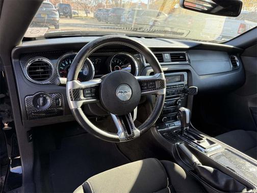 2014 Ford Mustang V6