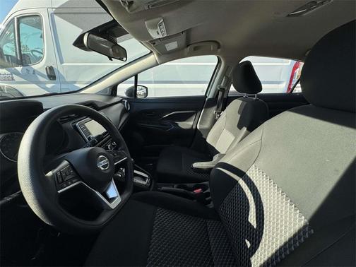 2021 Nissan Versa 1.6 S