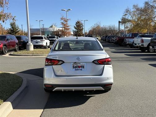 2021 Nissan Versa 1.6 S