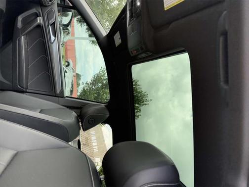 2023 Volkswagen Tiguan 2.0T SE R-Line Black 4MOTION