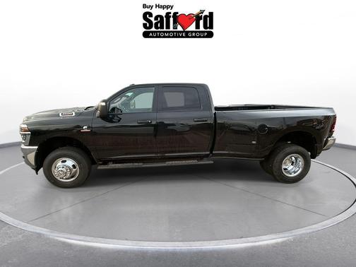 2026 RAM 3500 Tradesman Crew Cab 4x4 8' Box