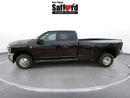 2026 RAM 3500 Tradesman Crew Cab 4x4 8' Box