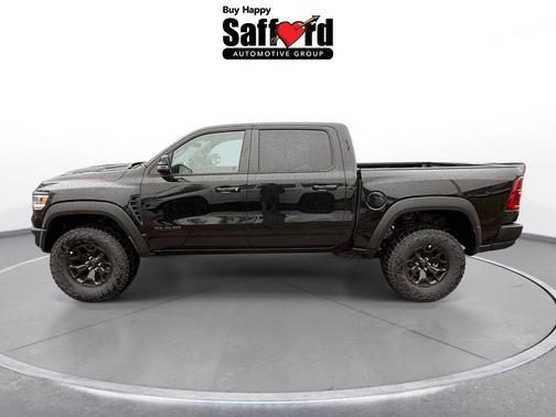 Diamond Black Crystal Pearlcoat 2026 RAM 1500 RHO Crew Cab 4x4 5'7' Box