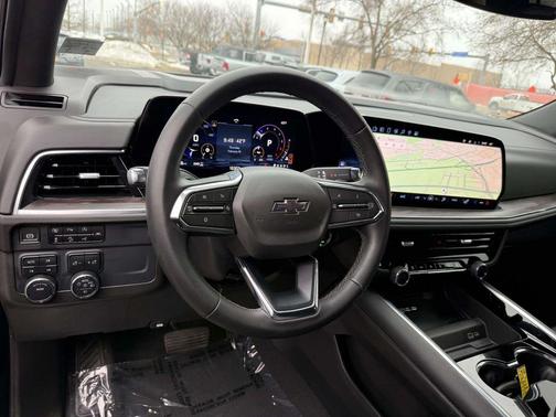 2025 Chevrolet Suburban 4WD Z71