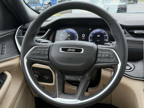 2025 Jeep Grand Cherokee Limited X