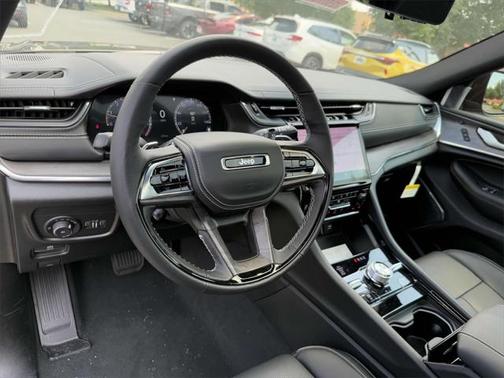 2025 Jeep Grand Cherokee L Overland
