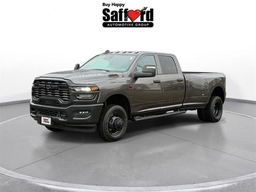 2025 RAM 3500 Tradesman Crew Cab 4x4 8' Box