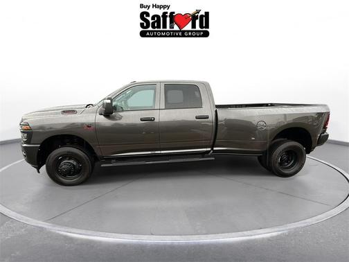 2025 RAM 3500 Tradesman Crew Cab 4x4 8' Box