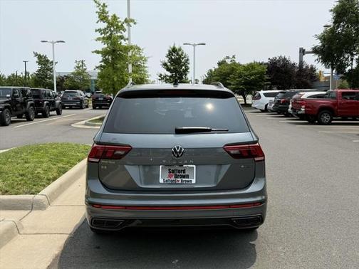 2024 Volkswagen Tiguan 2.0T SE R-Line Black 4MOTION