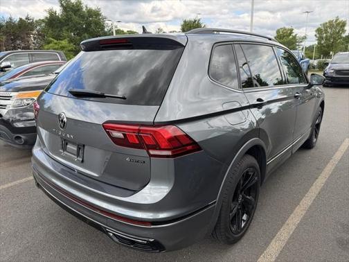 2024 Volkswagen Tiguan 2.0T SE R-Line Black 4MOTION
