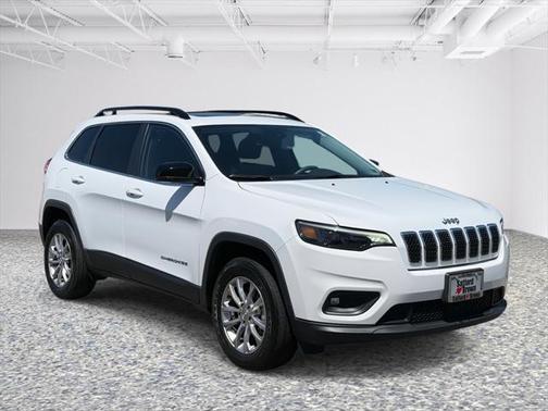 2022 Jeep Cherokee Latitude Lux