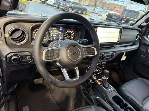 2026 Jeep Wrangler 4-Door Sahara 4x4