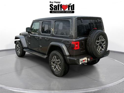 2026 Jeep Wrangler 4-Door Sahara 4x4