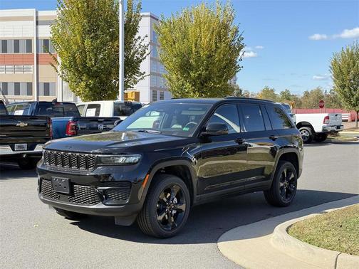 2025 Jeep Grand Cherokee Altitude