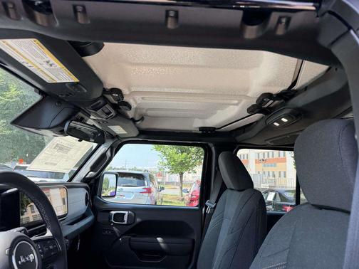 Black Clearcoat 2026 Jeep Wrangler Willys
