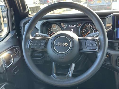 2025 Jeep Gladiator Nighthawk
