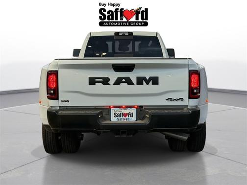 2026 RAM 3500 Tradesman Crew Cab 4x4 8' Box