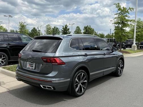 2022 Volkswagen Tiguan 2.0T SEL R-Line 4MOTION