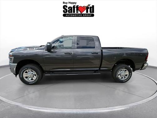 2025 RAM 2500 Tradesman Crew Cab 4x4 6'4' Box
