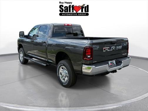 2025 RAM 2500 Tradesman Crew Cab 4x4 6'4' Box