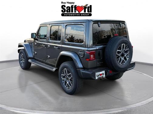 2026 Jeep Wrangler 4-Door Sahara 4x4